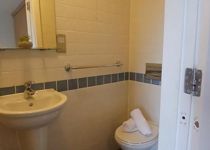 Spacious 2br Only 15 Minutes To * Dublin