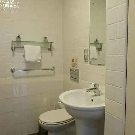 Spacious 2br Only 15 Minutes To *