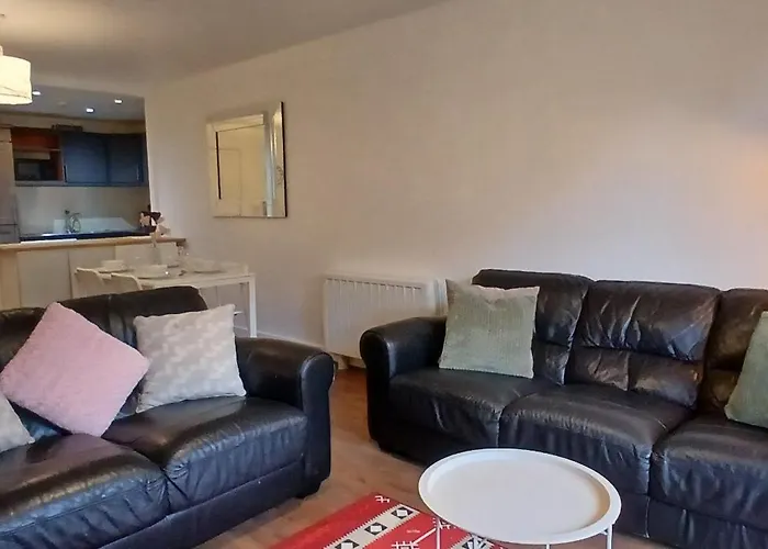 Spacious 2br Only 15 Minutes To Dublin